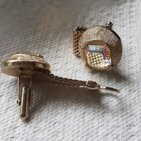 Elegant cuff links gold Tone with clear stone - Picture 4 of 4